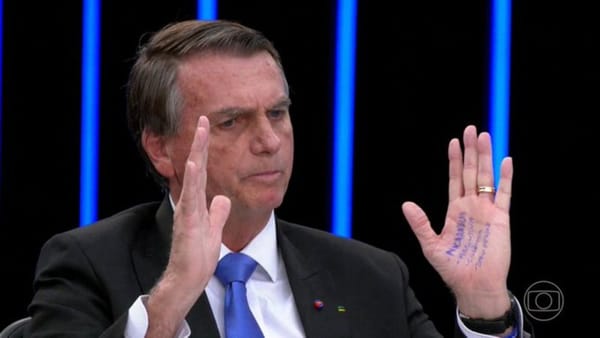No JN, Bolsonaro também mentiu sobre a crise ambiental do país