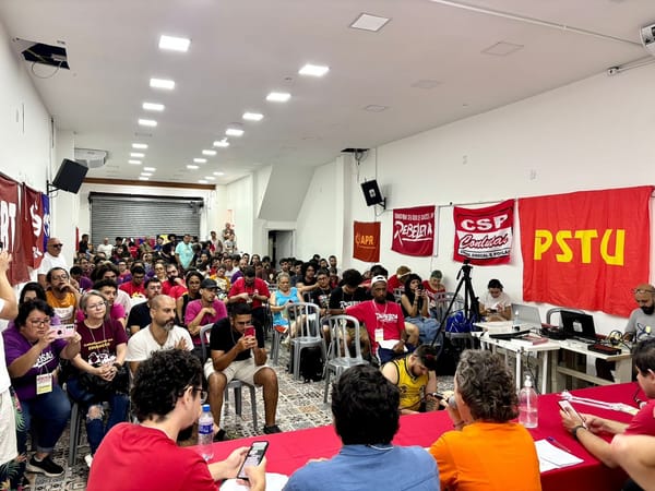 Plenária pelo fim da Escala 6x1 convoca jornada de mobilizações: 16 de fevereiro é dia nacional de luta