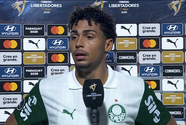 Fora Alejandro Dominguez da Conmebol! Para acabar com o racismo no futebol, é preciso banir todos os racistas!