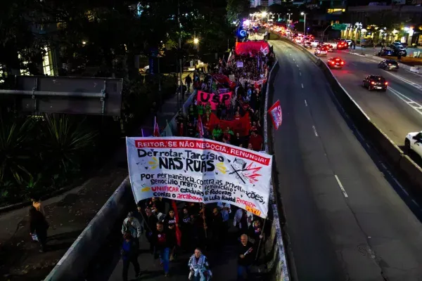 Unificar a luta das estaduais paulistas com as federais e construir uma alternativa socialista e revolucionária para o movimento estudantil