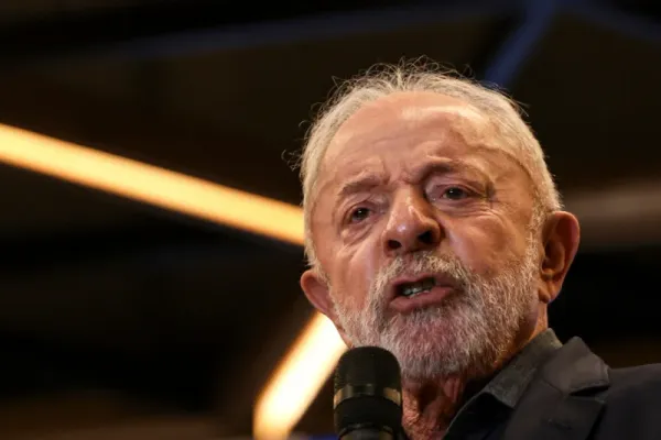 Lula entre os discursos e a prática