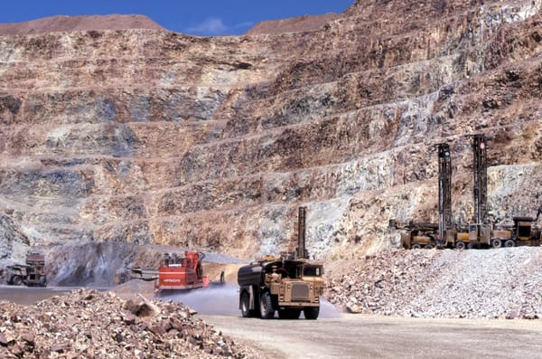 Por um novo modelo de mineração
