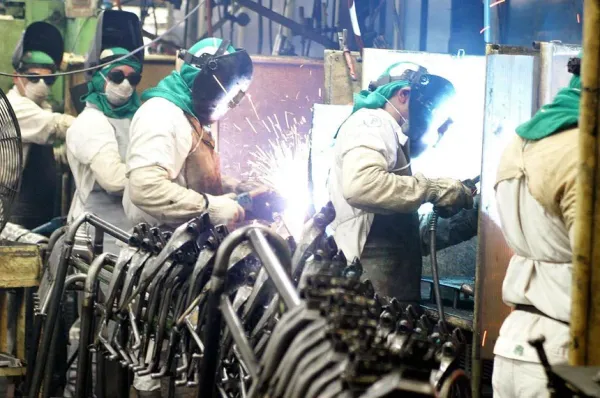 Quem controla a riqueza produzida no Brasil?