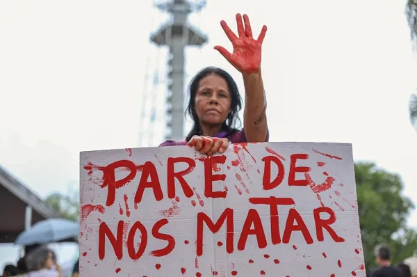 Quatro mulheres em uma semana e o país nem parou