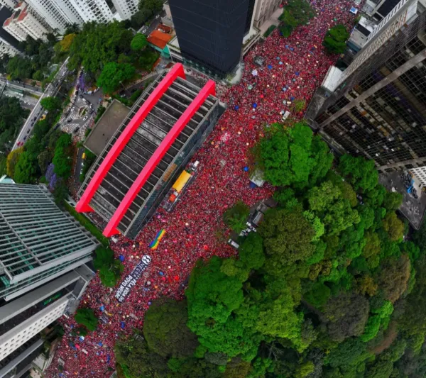 As mobilizações derrotaram Flávio Bolsonaro, agora é preparar as lutas contra o ajuste fiscal do governo Lula