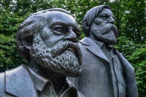 Os 174 anos do Manifesto Comunista