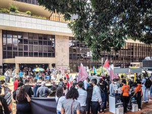 Brasília: servidores de mais de 40 categorias protestam por reajuste salarial nesta terça