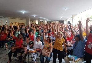 Professores do RN fazem greve por reajuste do Piso Salarial e enfrentam governadora do PT que foi relatora da lei