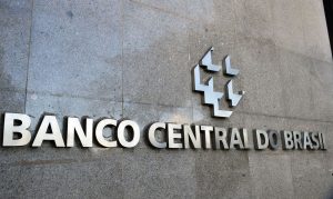Brasil continua campeão de juros e paraíso dos especuladores internacionais