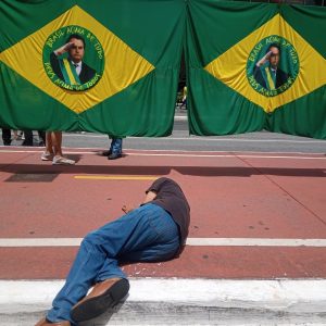 Ato golpista de Bolsonaro mostra a necessidade de independência de classe e de uma oposição de esquerda e socialista