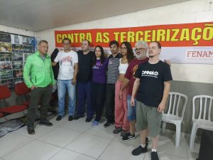 Quem luta contra a privatização, não pode receber punição! Reintegração já!