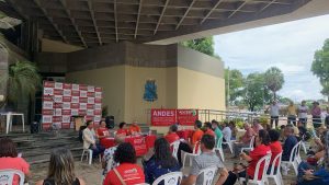 PI: Justiça obriga governo Rafael (PT) a pagar salários cortados na UESPI e convoca mesa de negociação