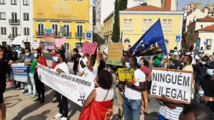 Os brasileiros nada têm a ganhar com o crescimento do Chega em Portugal