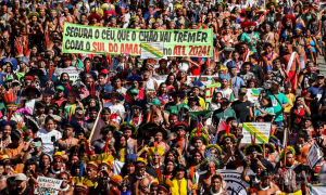 Acampamento Terra Livre faz duras críticas a Lula e exigências pela demarcação das terras indígenas
