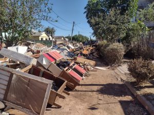 RS: “Em Guaíba, o cenário é, literalmente, de guerra. Uma grande tristeza”