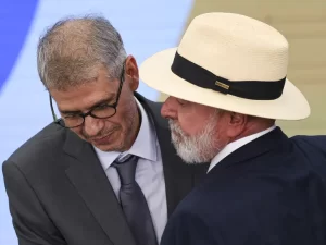Marqueteiro do governo quer convencer o povo de que a vida está melhor