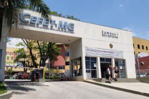 Um projeto de destruição dos CEFET's