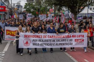 SP: Servidores de Caraguatatuba entram em greve de 24 horas e exigem reajuste de 15%