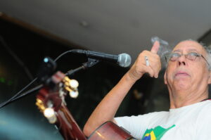 A rebeldia necessária de Jards  Macalé (1943-2025)