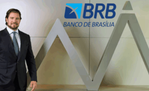 A falcatrua Master que revela o país dos banqueiros