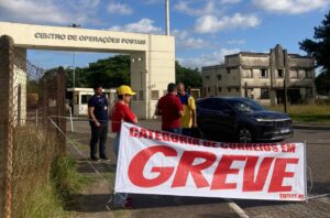 A greve dos trabalhadores dos Correios é muito mais do que uma luta por salário e manutenção de direitos