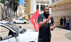 Entrevista: "Declarações de Lula à imprensa fortalece a campanha pela privatização dos Correios"