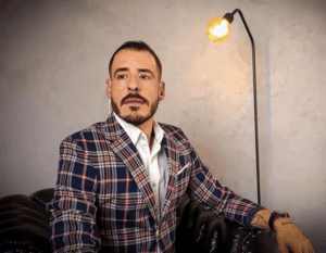 Basta de violência e misoginia organizada: é hora de enfrentar o projeto reacionário que ataca as mulheres