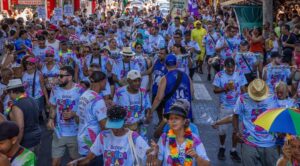 Carnaval com muita folia e protestos