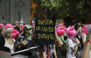 Estupro não é afeto! Violência sexual contra crianças e adolescentes: um crime que o sistema protege