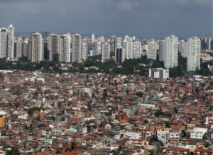 Salvador, 477 anos: a cidade da beleza que convive com a desigualdade social