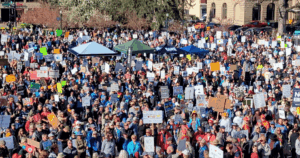 EUA: Manifestações "No Kings" (Sem Reis) levaram milhões às ruas